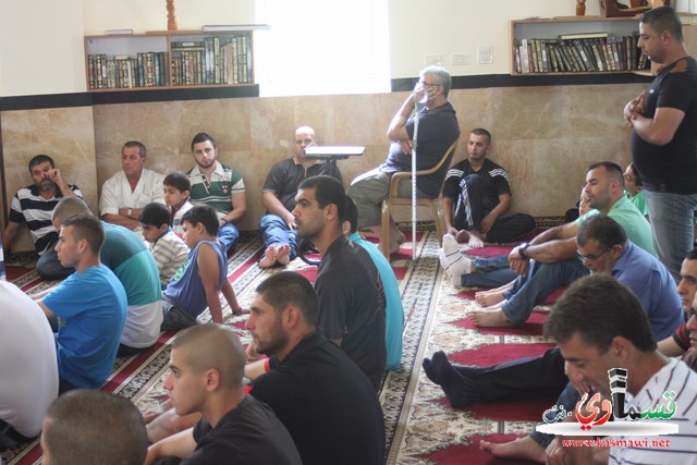 شعائر خطبة وصلاة الجمعة من مسجد بلال في كفرقاسم والشيخ ايوب عامر